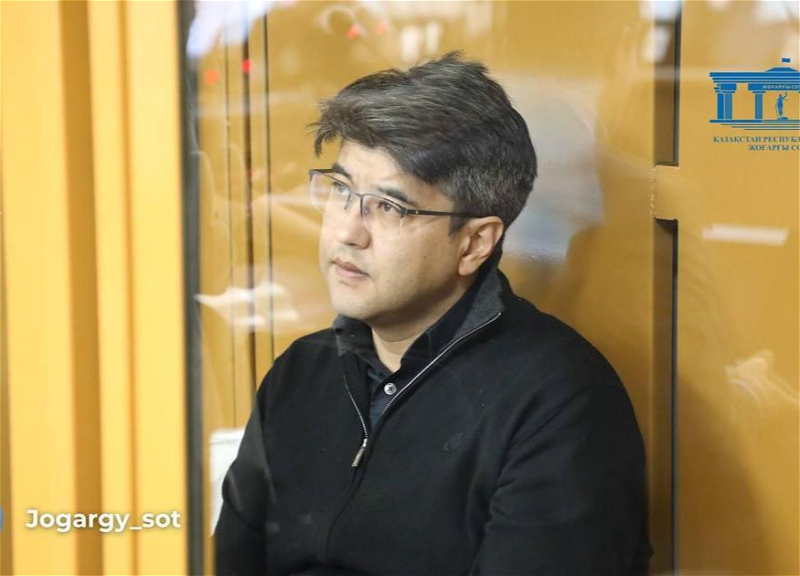 После убийства жены Бишимбаев переписывался с другими женщинами – в суде зачитали его переписку