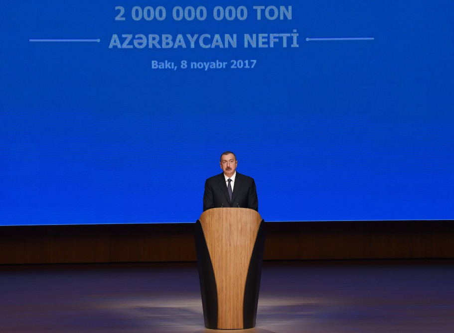 Prezident: “Neft-qaz sektoru Azərbaycanın inkişafı üçün əsas sahə olacaq” - FOTO - YENİLƏNİB