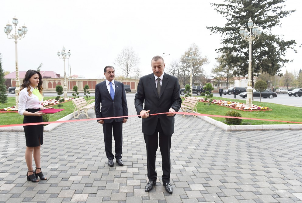 Prezident İlham Əliyev Gəncədə Mirzə Şəfi Vazeh muzeyinin açılışında iştirak edib - FOTO
