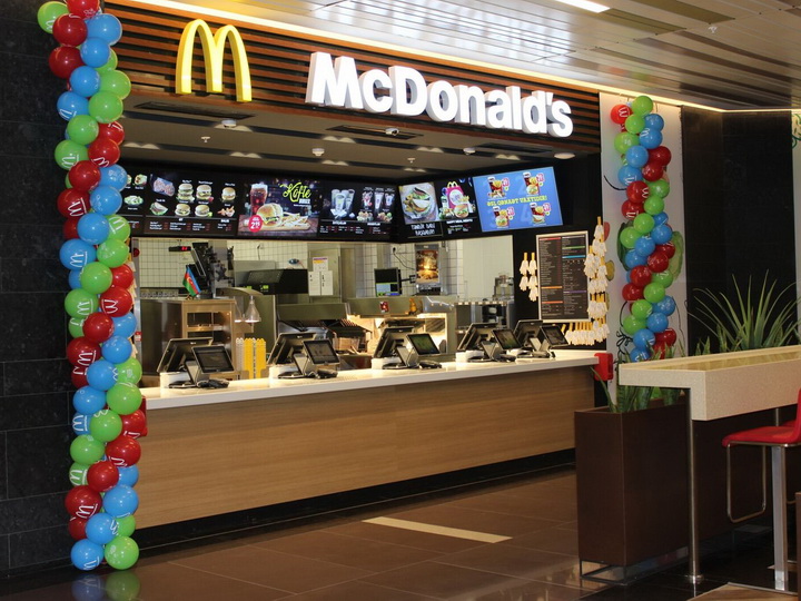 Новый ресторан McDonald's теперь в Гяндже! - ФОТО