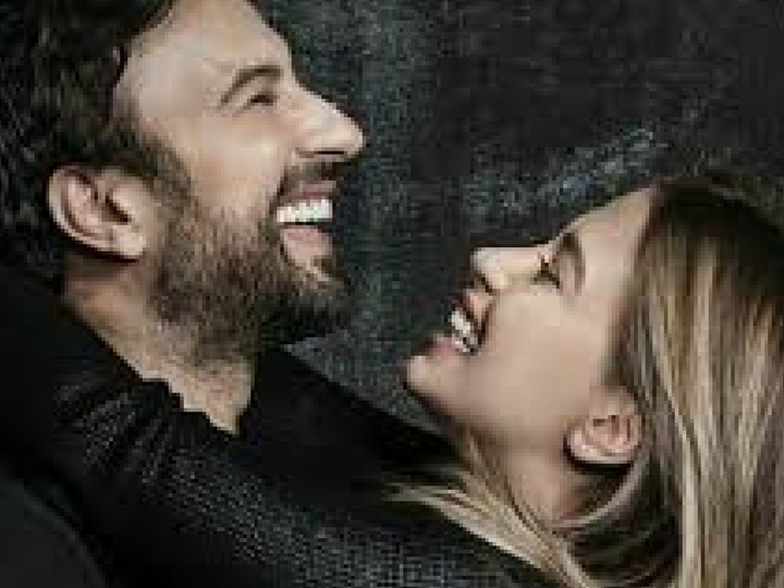 Tarkan həyat yoldaşına 150 min lirəyə paltar alıb – FOTO