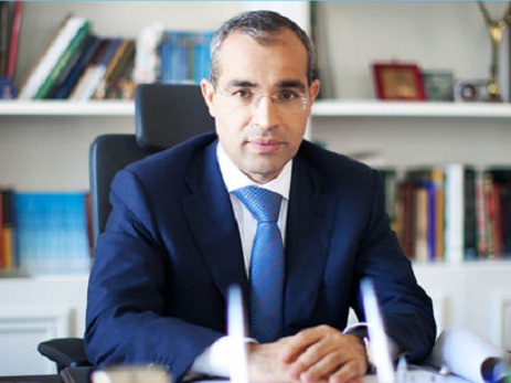 Ramiz Mehdiyev Mikayıl Cabbarovu kollektivə təqdim edib