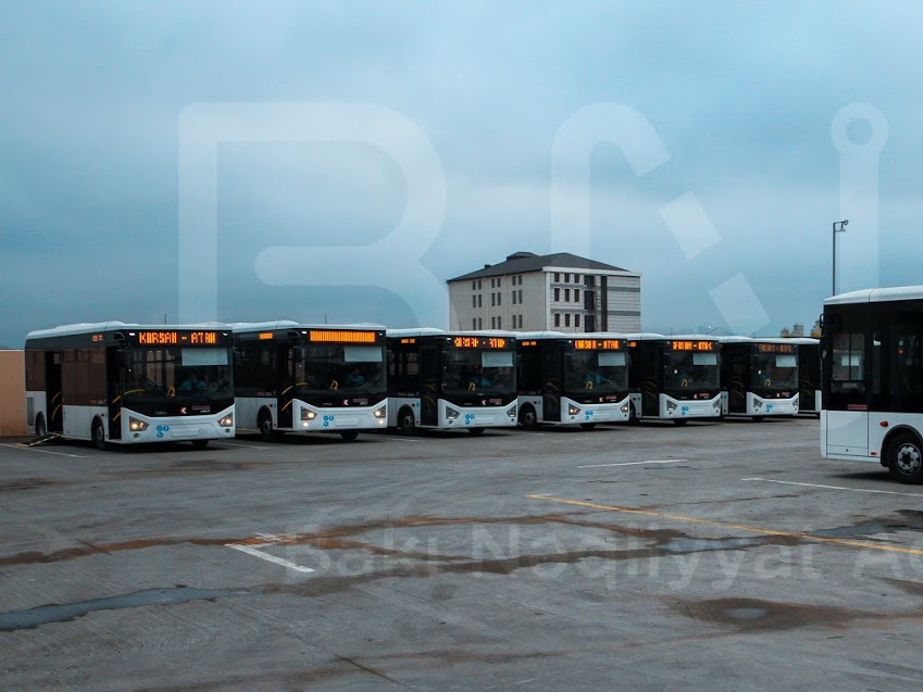 В Баку доставлены новые автобусы, отвечающие стандарту Евро-5 – ФОТО