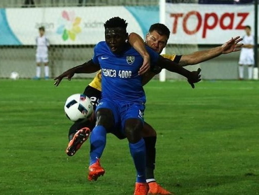 УЕФА поблагодарил форварда «Кяпяза» за Fair-Play – ФОТО - ВИДЕО