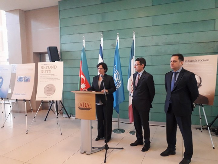 В Баку проходит выставка, посвященная Международному дню памяти жертв Холокоста - ФОТО