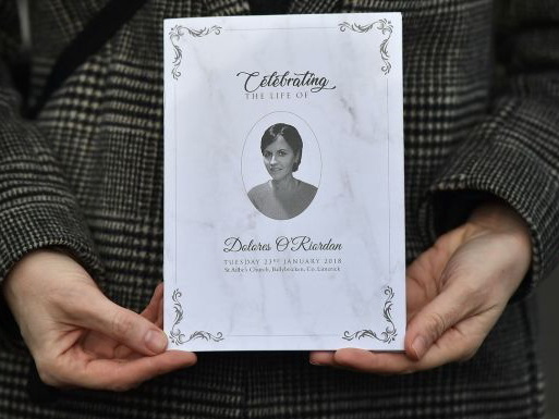 Вокалистка The Cranberries Долорес О’Риордан похоронена в Ирландии – ФОТО – ВИДЕО