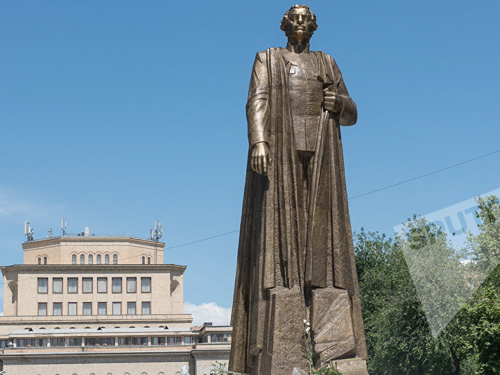 Героизация фашизма в действии: Армяне ставят еще один памятник Нжде – на этот раз в Болгарии