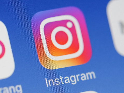Instagram будет информировать пользователей, когда кто-то сделает скриншот их «истории»