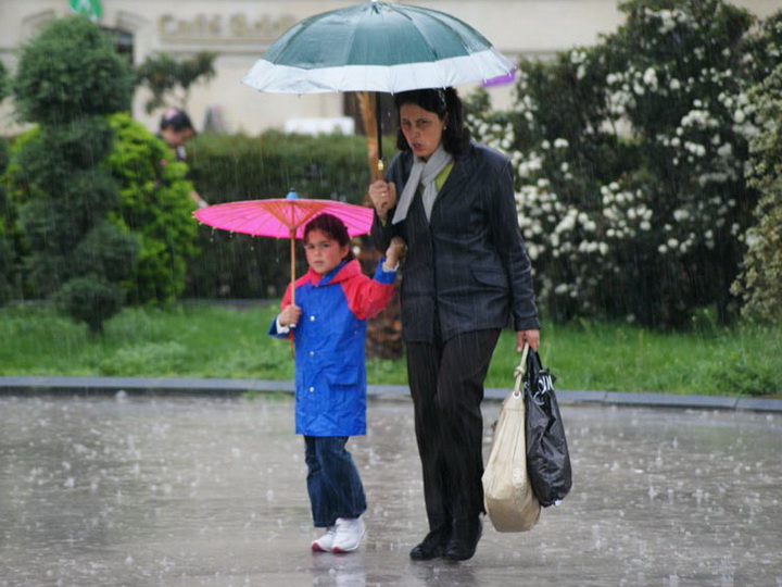 В Баку и на Абшероне в воскресенье ожидаются дожди, температура до +7