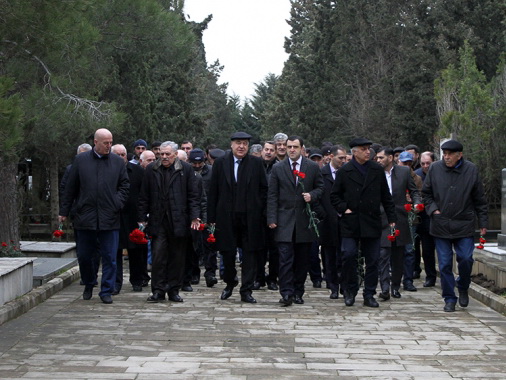 Руководство «Нефтчи» посетило могилу Банишевского