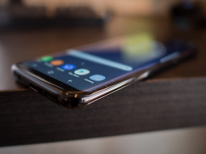 “Samsung Galaxy S10” barədə maraqlı məlumat açıqlandı