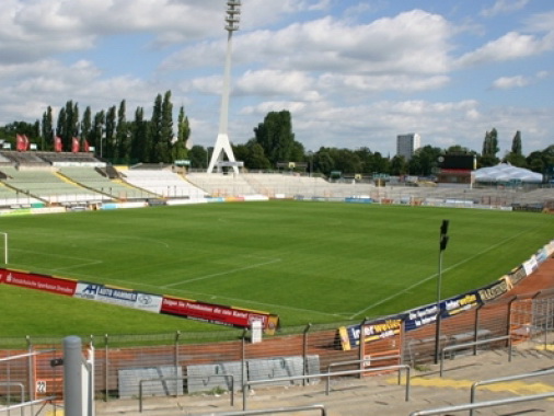 Венский «Карабах» переехал но новый стадион – ФОТО