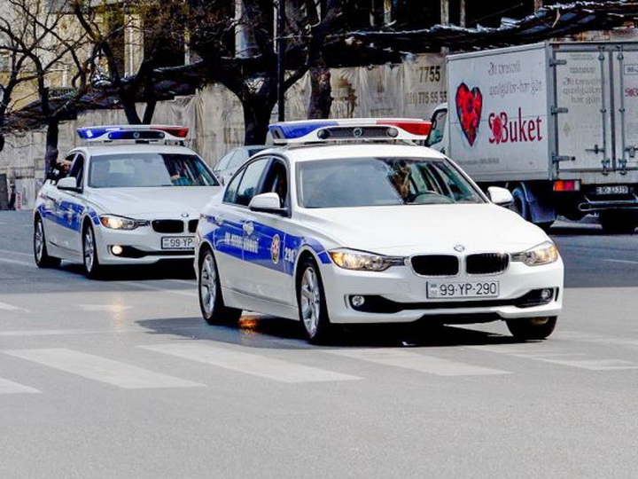 В Баку инспекторы Дорожной полиции задержали грабителя