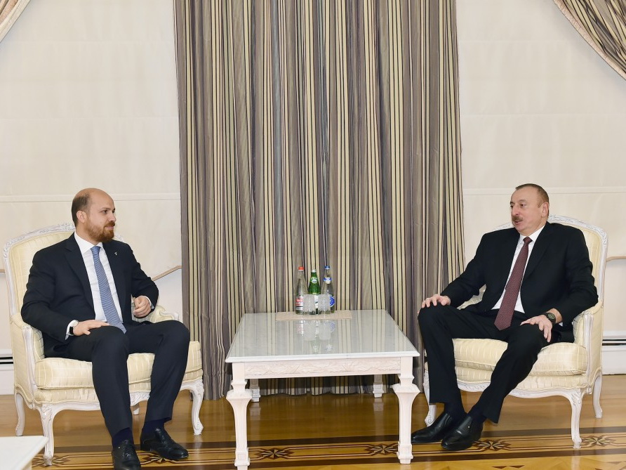 Президент Азербайджана принял министра молодежи и спорта Турции - ФОТО