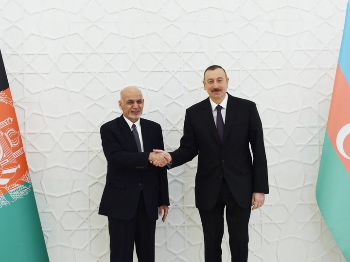 Президент Афганистана поздравил Ильхама Алиева с победой на выборах