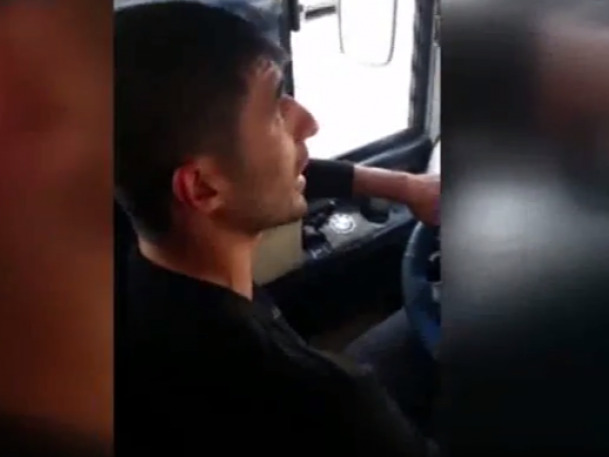 В Баку уволен наглый водитель автобуса, устроивший смертельную гонку на скорости 120 км/час – ВИДЕО