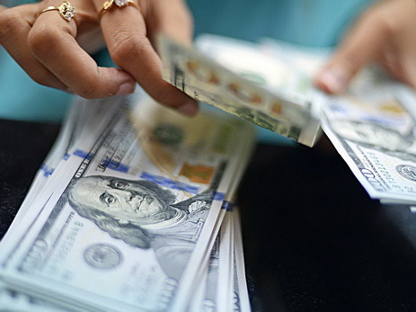 Обнародован курс маната к доллару США на 20 июня
