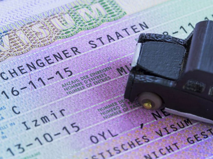 Коснется ли Азербайджана повышение стоимости Шенгенской визы?