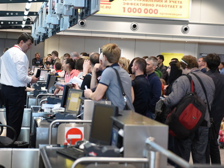 В московских аэропортах отменили и задержали более 20 рейсов
