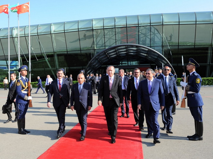 Завершился официальный визит Президента Турции в Азербайджан - ФОТО