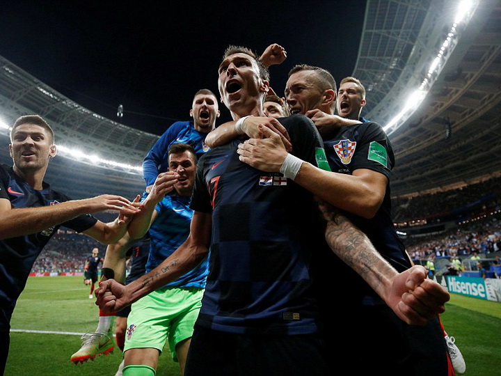 Сборная Хорватии обыграла Англию в дополнительное время и вышла в финал ЧМ-2018 - ФОТО