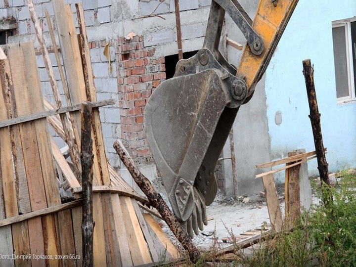 Мэрия Екатеринбурга потратит полмиллиона на уничтожение любимого кафе азербайджанских криминальных авторитетов