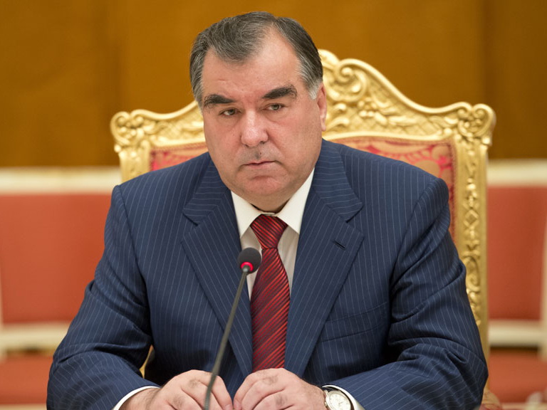 Tacikistan prezidenti Azərbaycana gələcək