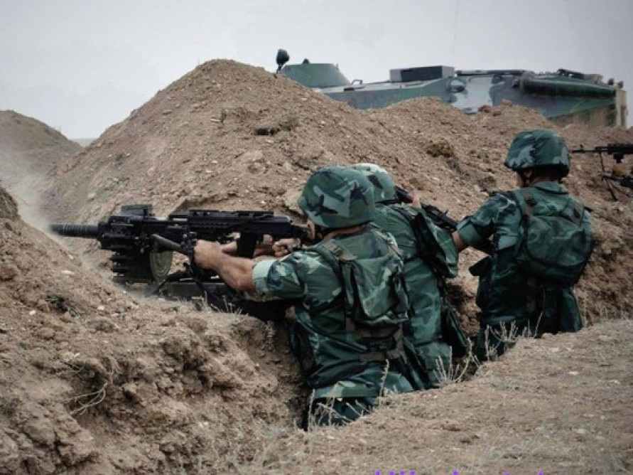 ВС Армении продолжают обстреливать азербайджанские позиции
