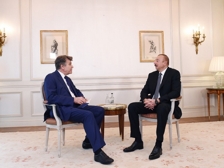 Президент Азербайджана встретился с исполнительным председателем Института международных отношений Франции - ФОТО