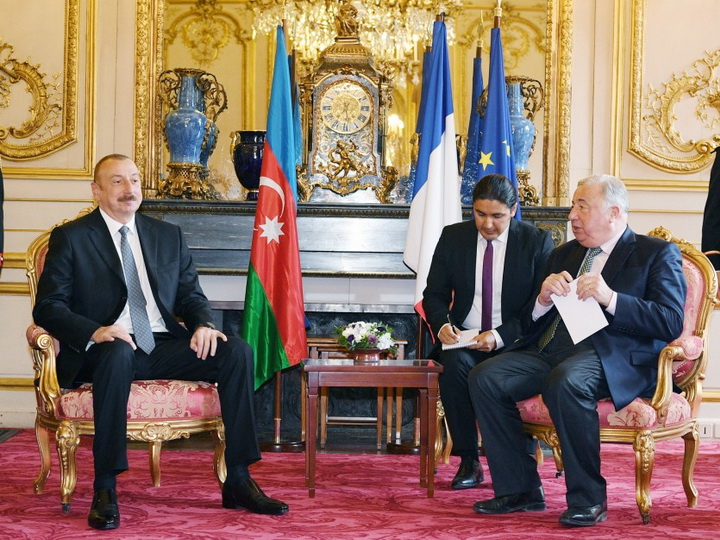 Azərbaycan Prezidenti İlham Əliyev Fransa Senatının sədri Jerar Larşe ilə görüşüb - FOTO