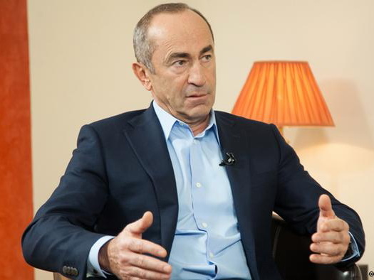 Кочарян останется под арестом, Генпрокуратура Армении отклонила ходатайство депутатов