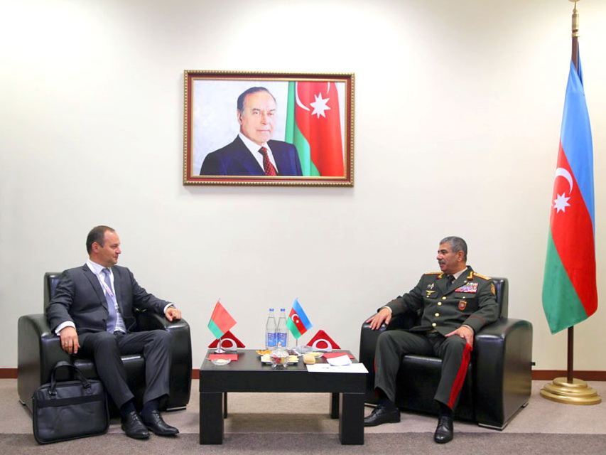 Азербайджан и Беларусь обсудили возможности применения современных военных технологий – ФОТО