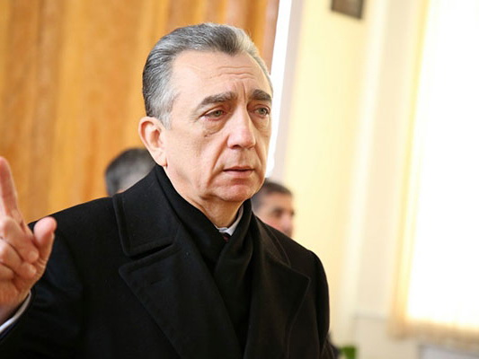 Эльдар Азизов уволил еще трех чиновников ИВ Баку