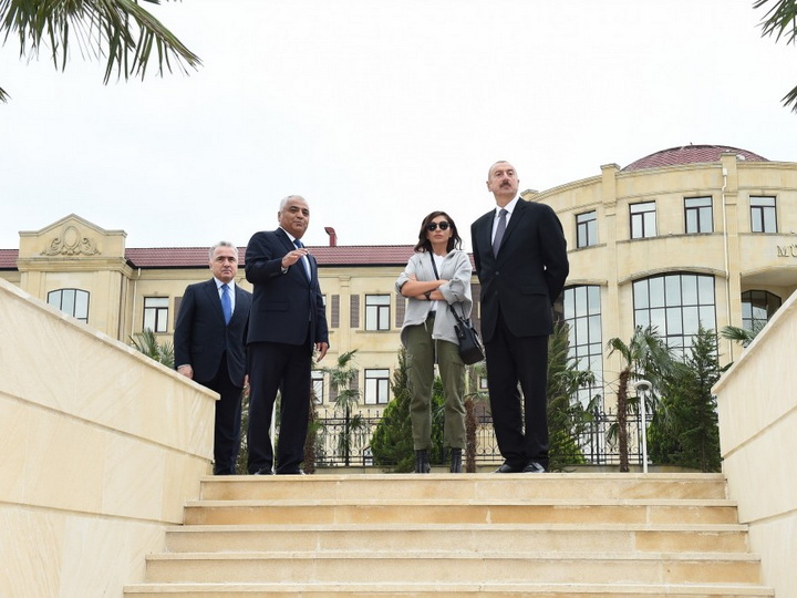 Президент Ильхам Алиев ознакомился с условиями, созданными в Парке молодежи в Губе - ФОТО