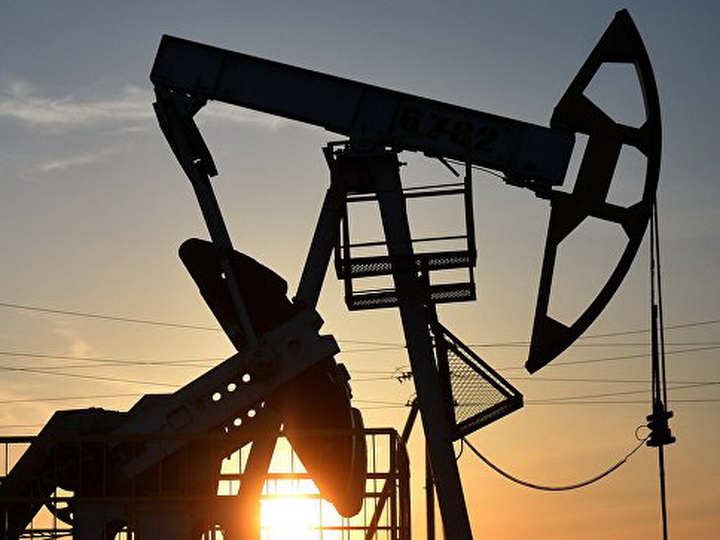 Цена на нефть марки Brent упала ниже $65