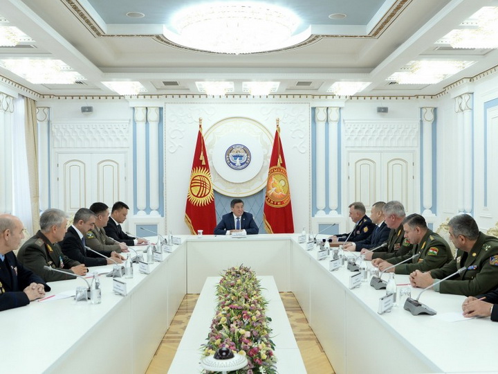 Президент Кыргызской Республики встретился с участниками 80-го заседания СКПВ государств-участников СНГ - ФОТО