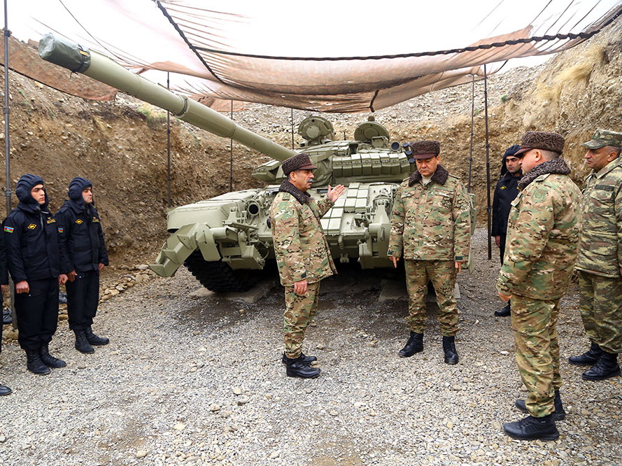 Министр обороны принял участие в открытии танковой воинской части в прифронтовой зоне – ФОТО - ВИДЕО