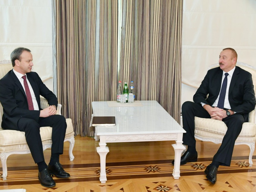 Президент Ильхам Алиев принял главу FIDE - ФОТО