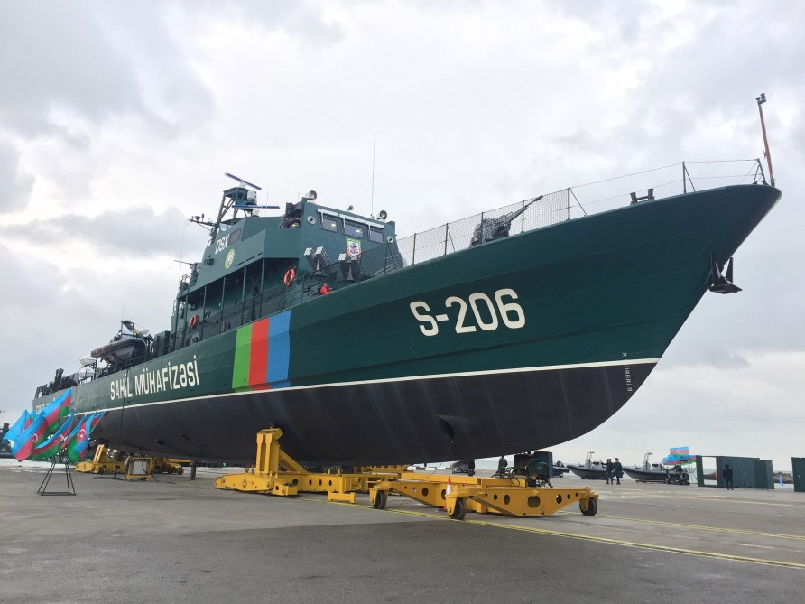 Президент Ильхам Алиев ознакомился с новым пограничным сторожевым кораблем типа «Туфан» - ФОТО