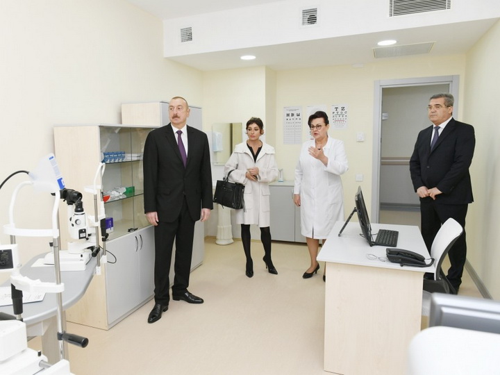 Президент Ильхам Алиев принял участие в открытии новой больницы в Гарадагском районе - ФОТО