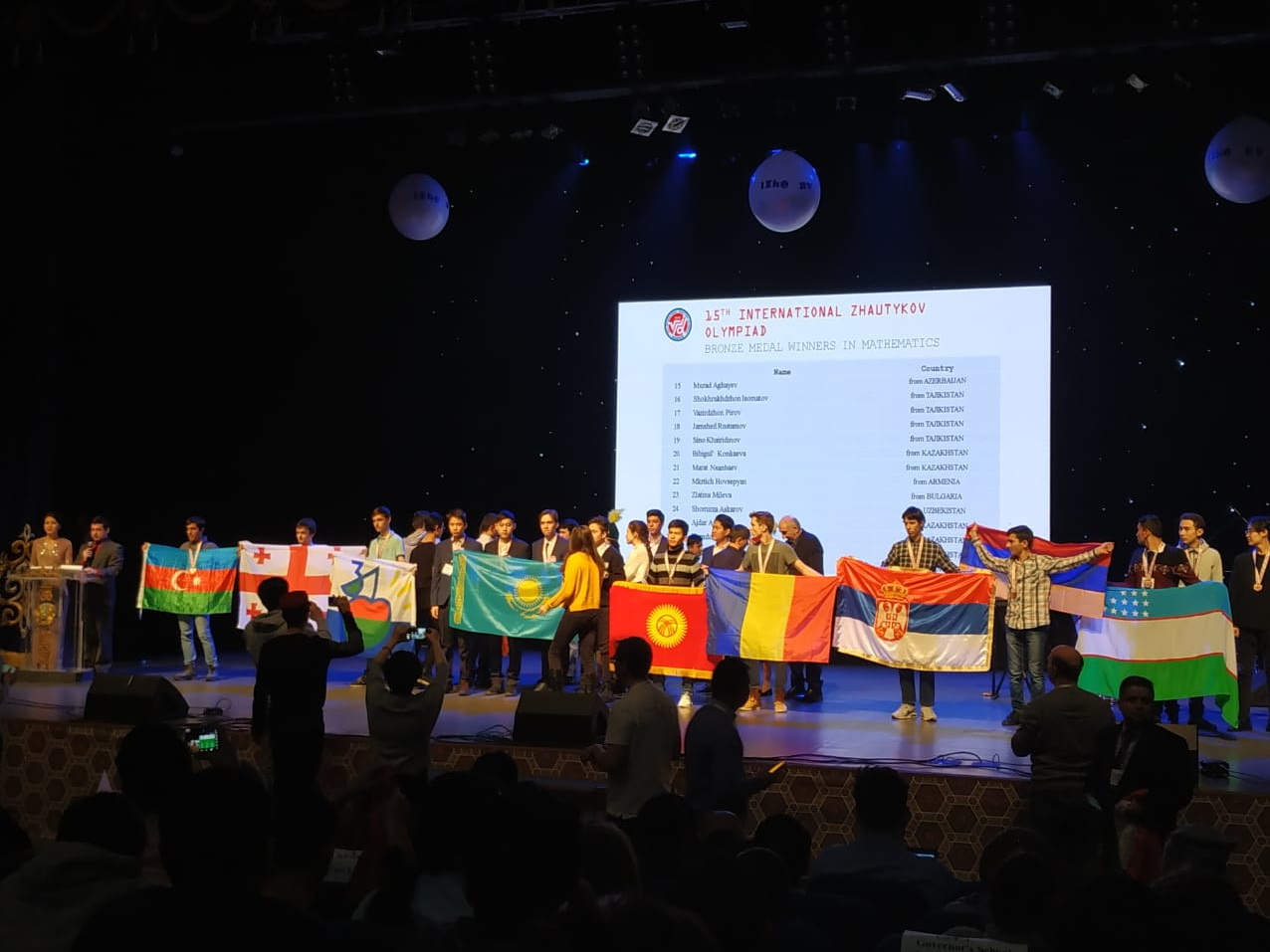 Азербайджанские школьники вернулись c международной олимпиады с 5 медалями – ФОТО