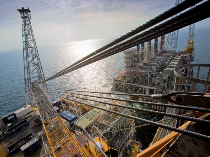 BP не планирует приостанавливать добычу нефти и газа, экспорт и бурение из-за сильного ветра