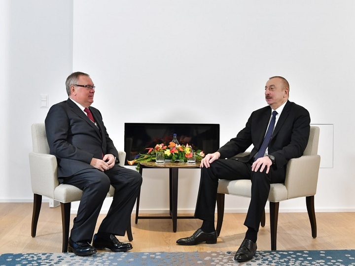 İlham Əliyevin “VTB-Bank”ın prezidenti ilə görüşü olub