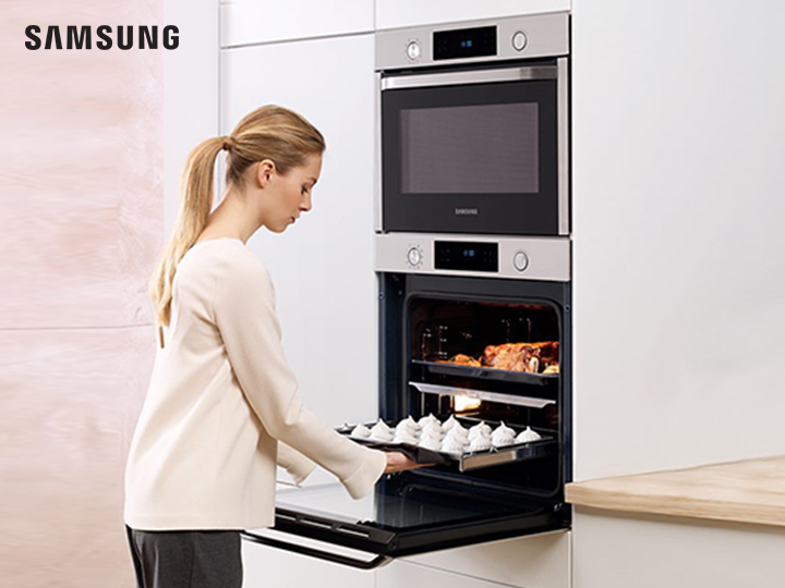 Духовые шкафы от Samsung – гибкость в готовке, удобная очистка и еще больше места!