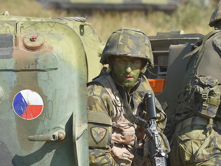 Чешские военные покинут Афганистан вслед за американскими