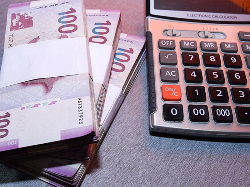 «Выдавали безнадежные кредиты за взятки»: В Азербайджане задержаны должностные лица крупного банка