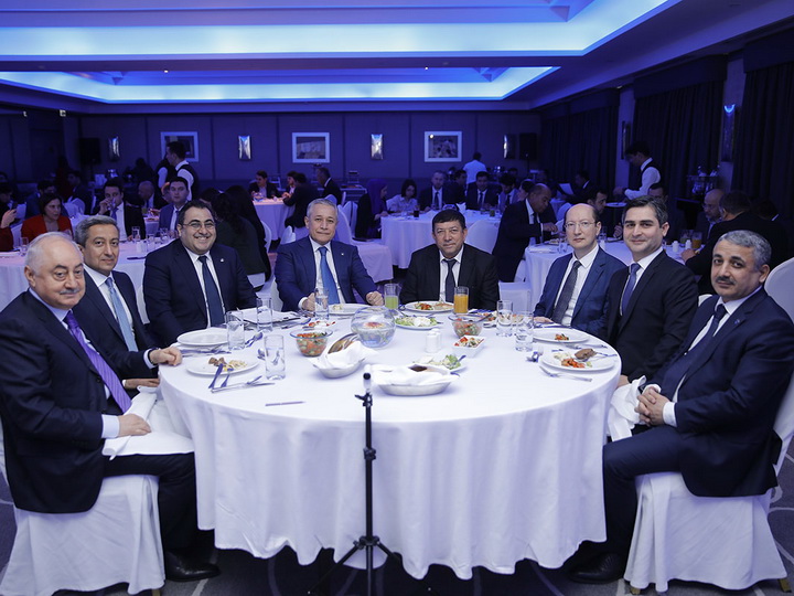 Глава Госагентства жилищного строительства Азербайджана стал почетным гостем CEO Lunch Baku - ФОТО