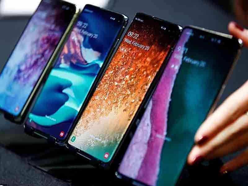 “Samsung” yeni smartfonları və saatları təqdim etdi - FOTO