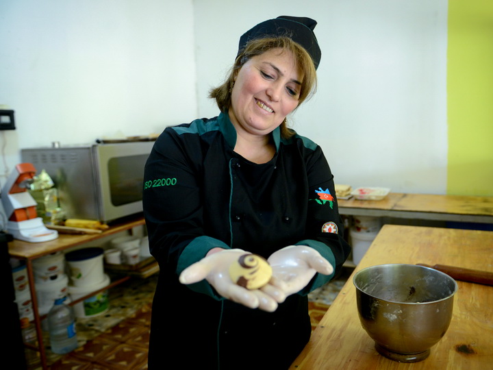 Говхар Хангусейнова и ее пекарня: Все начинается с веры в себя – ФОТО