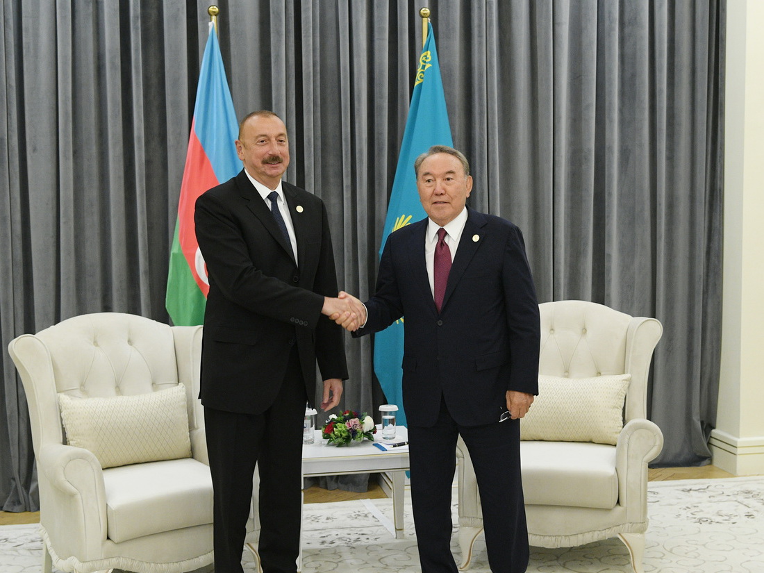 Братские отношения с Азербайджаном будут сохранены и после ухода Назарбаева, уверены в Баку